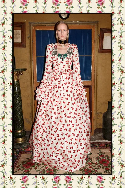 Look 63